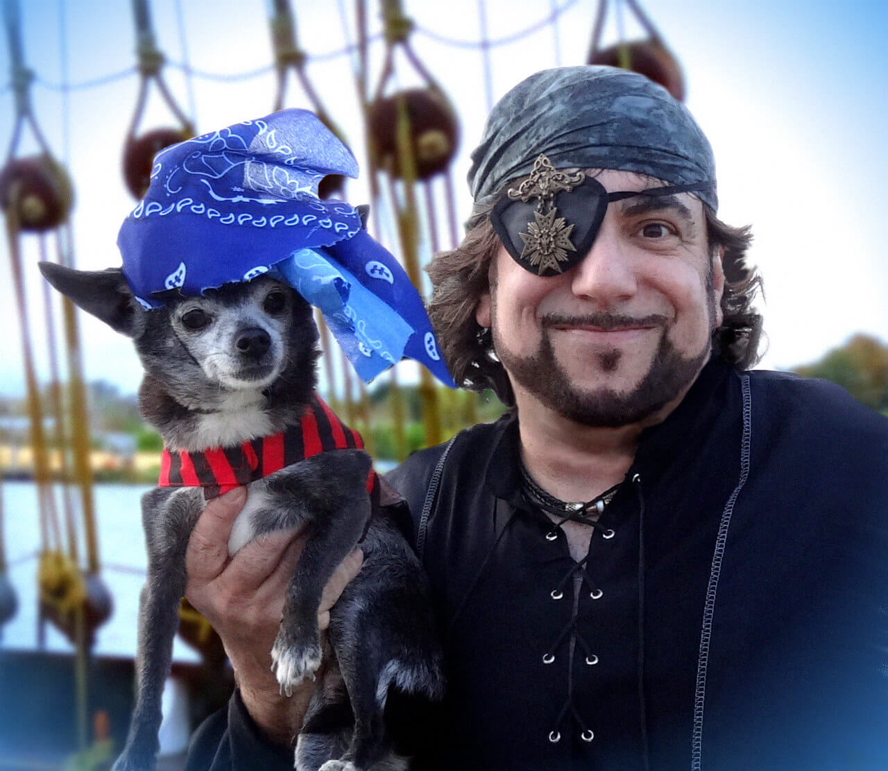 Cap'n Jim and Cheecho Close-up